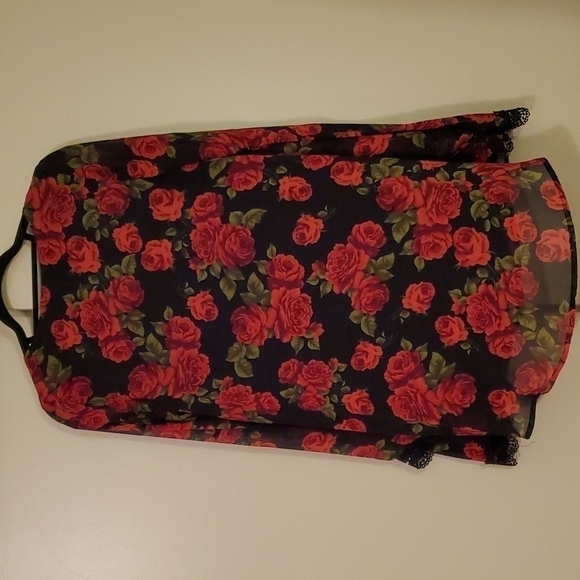 Forever 21 Rose Dress with Bell Sleeves Sz Small - Picture 5 of 5